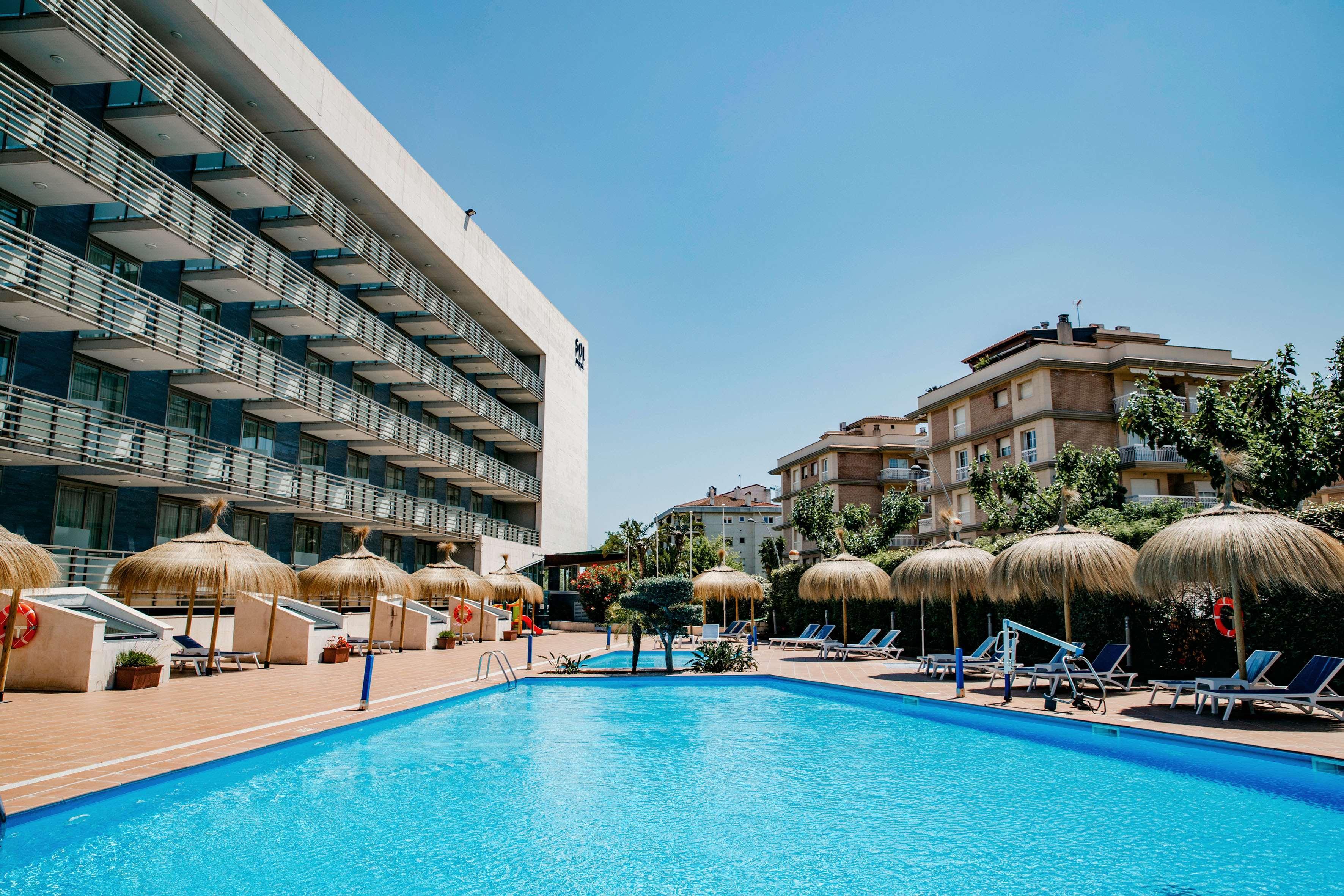 Sol Port Cambrils Hotel Exterior photo
