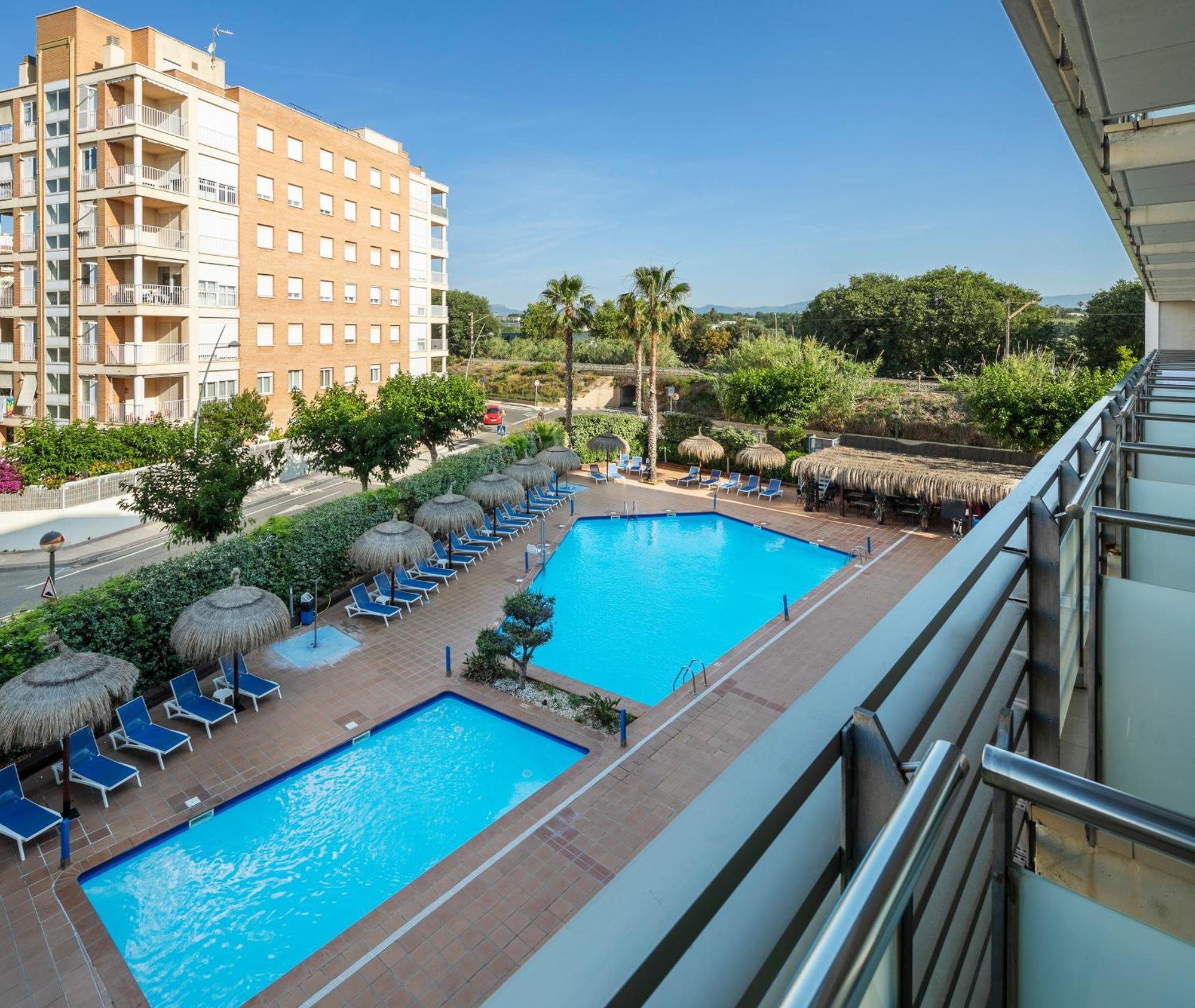 Sol Port Cambrils Hotel Exterior photo