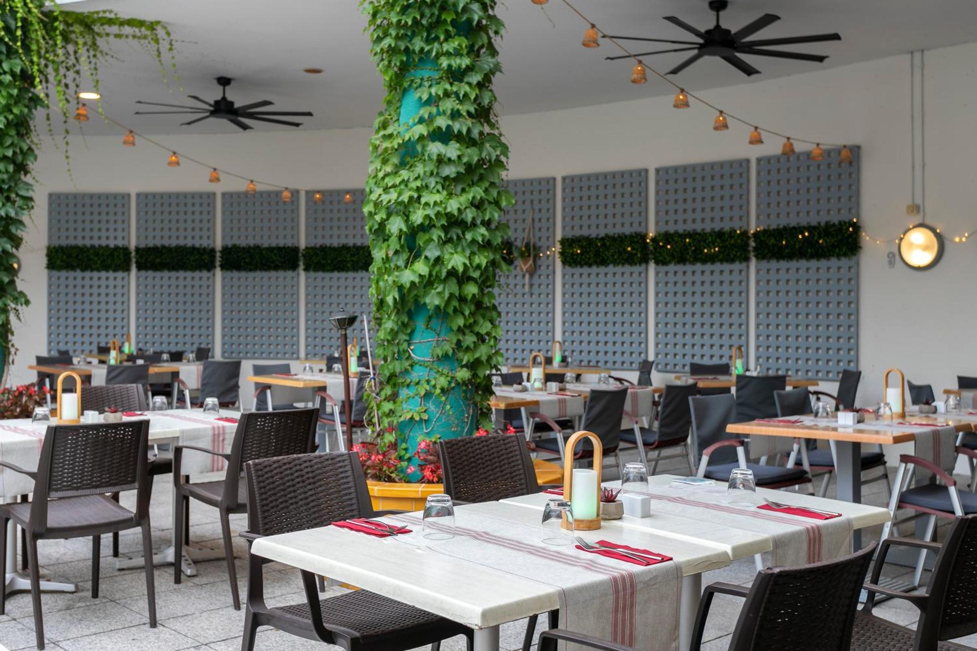 Sol Port Cambrils Hotel Exterior photo