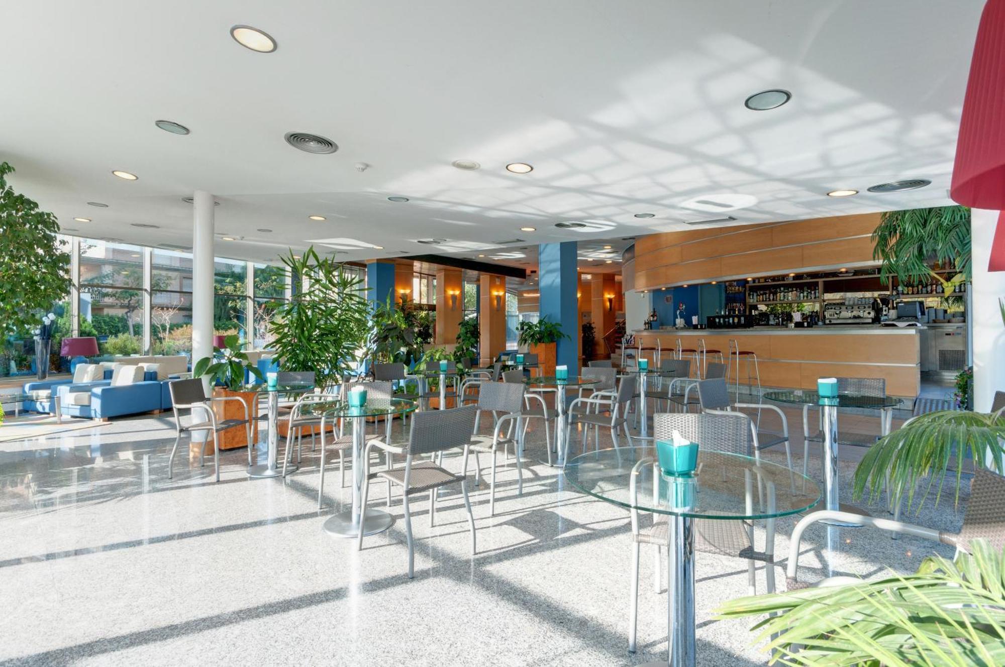 Sol Port Cambrils Hotel Restaurant photo
