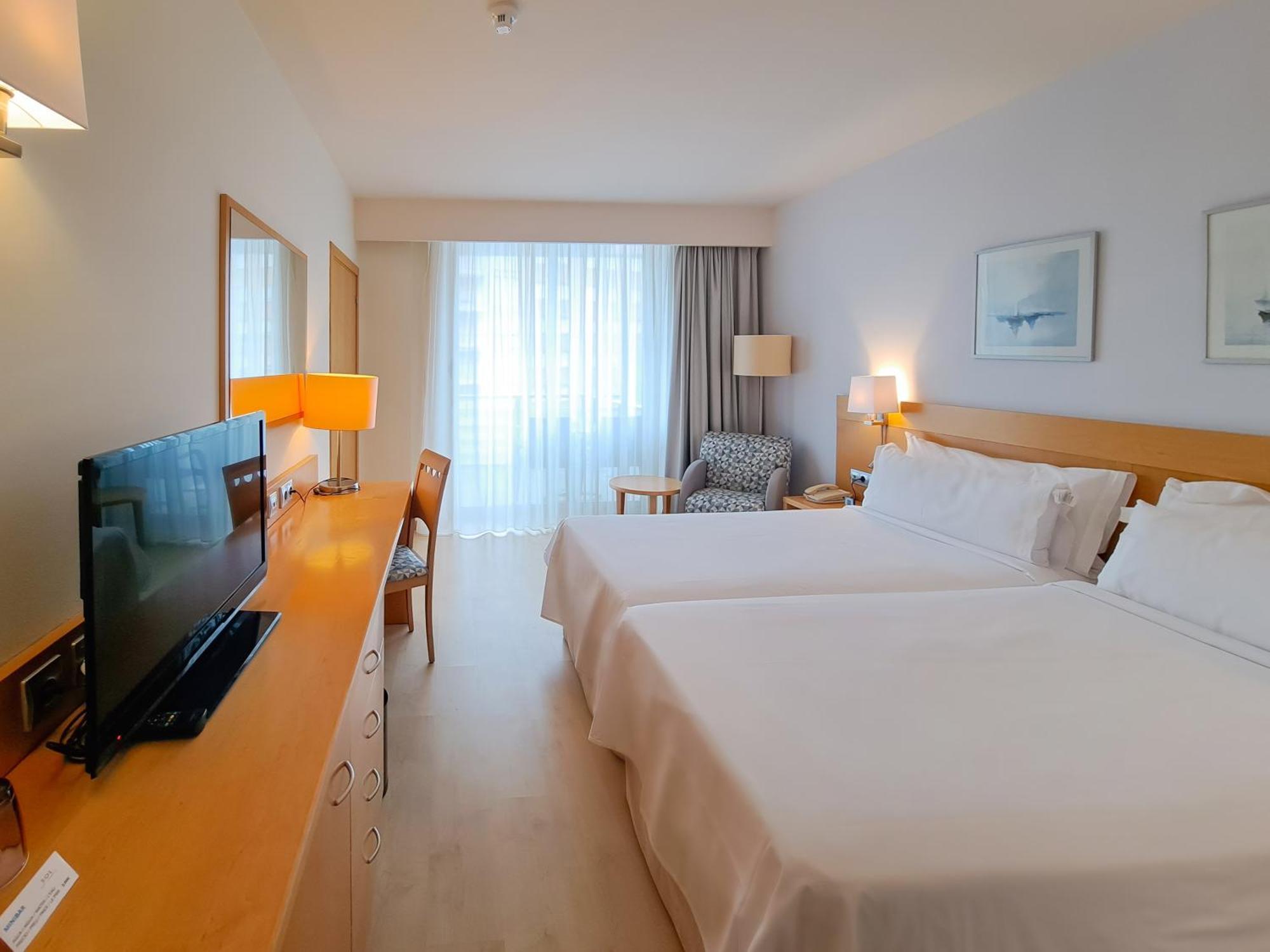 Sol Port Cambrils Hotel Exterior photo