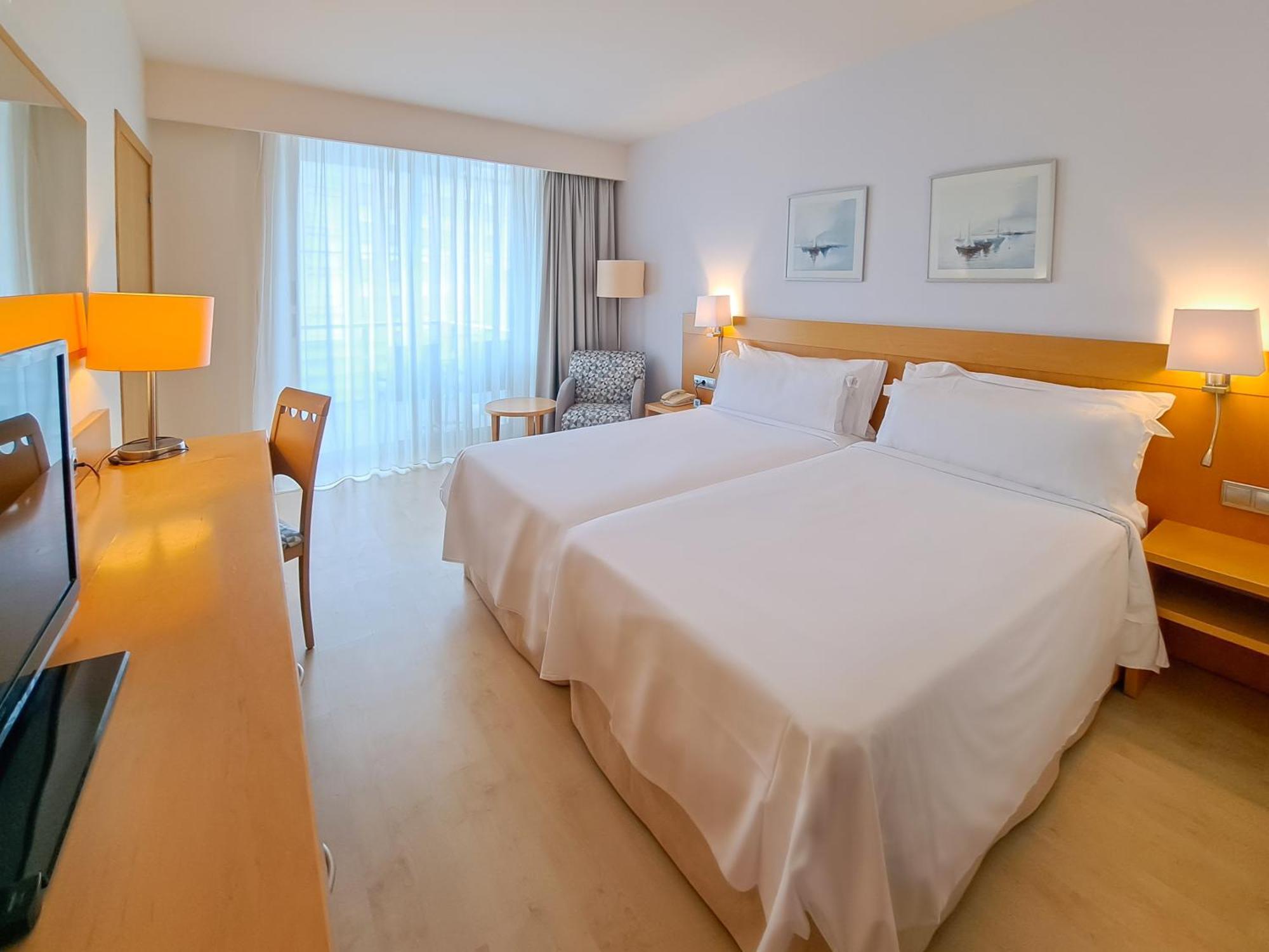 Sol Port Cambrils Hotel Exterior photo